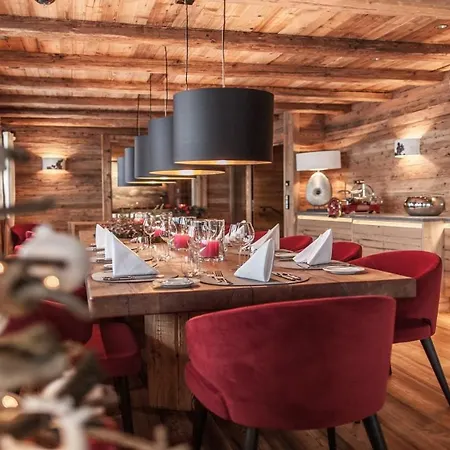 Quiet Location In The Middle Of The Ski Chalet Kitzbuhel