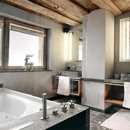 Quiet Location In The Middle Of The Ski Kitzbuhel