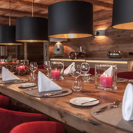 Quiet Location In The Middle Of The Ski Chalet *